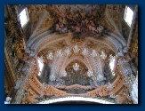 het plafond van de Ss Apostoli met trompe l'oeil�